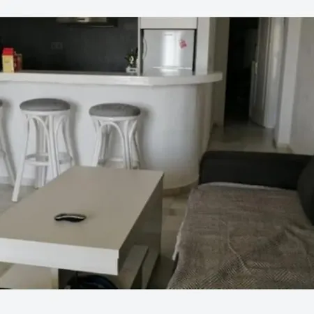 Bajo Naturista A Pie De Playa. Apartment *